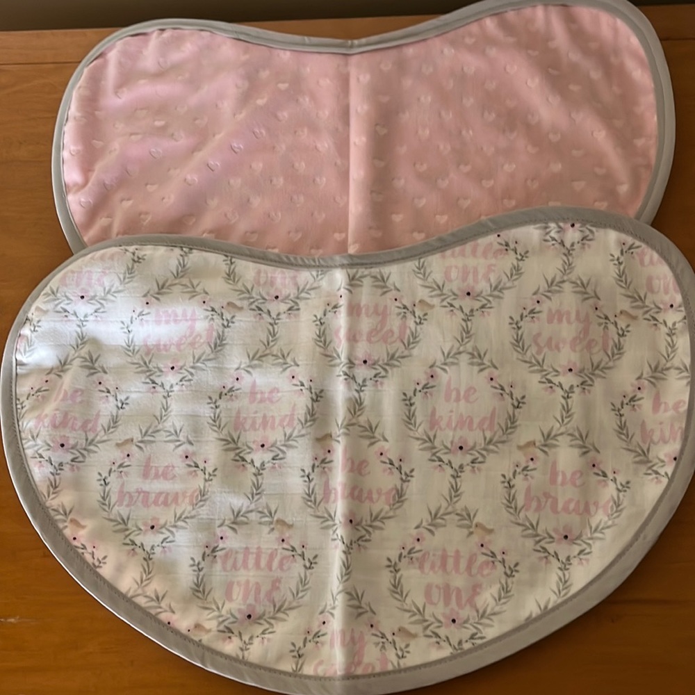 Small sweet birds baby burp cloth